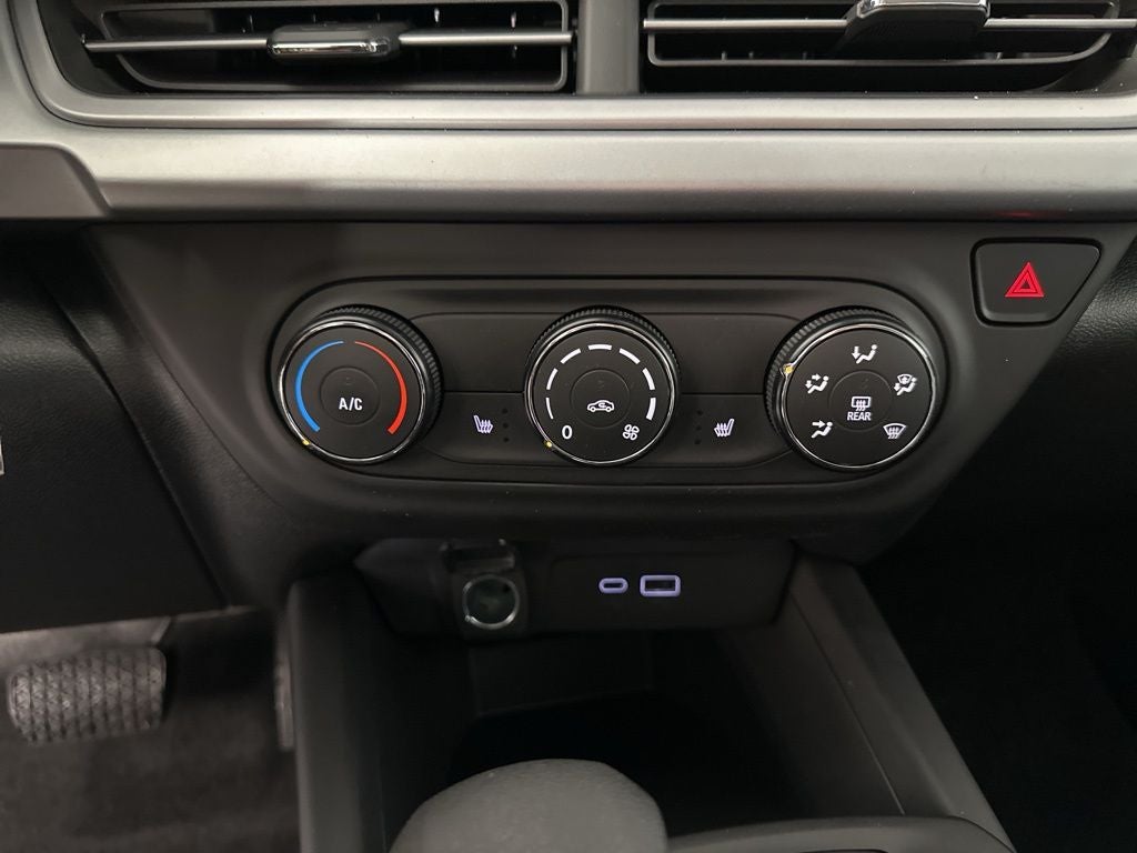 2025 Chevrolet Trax LS