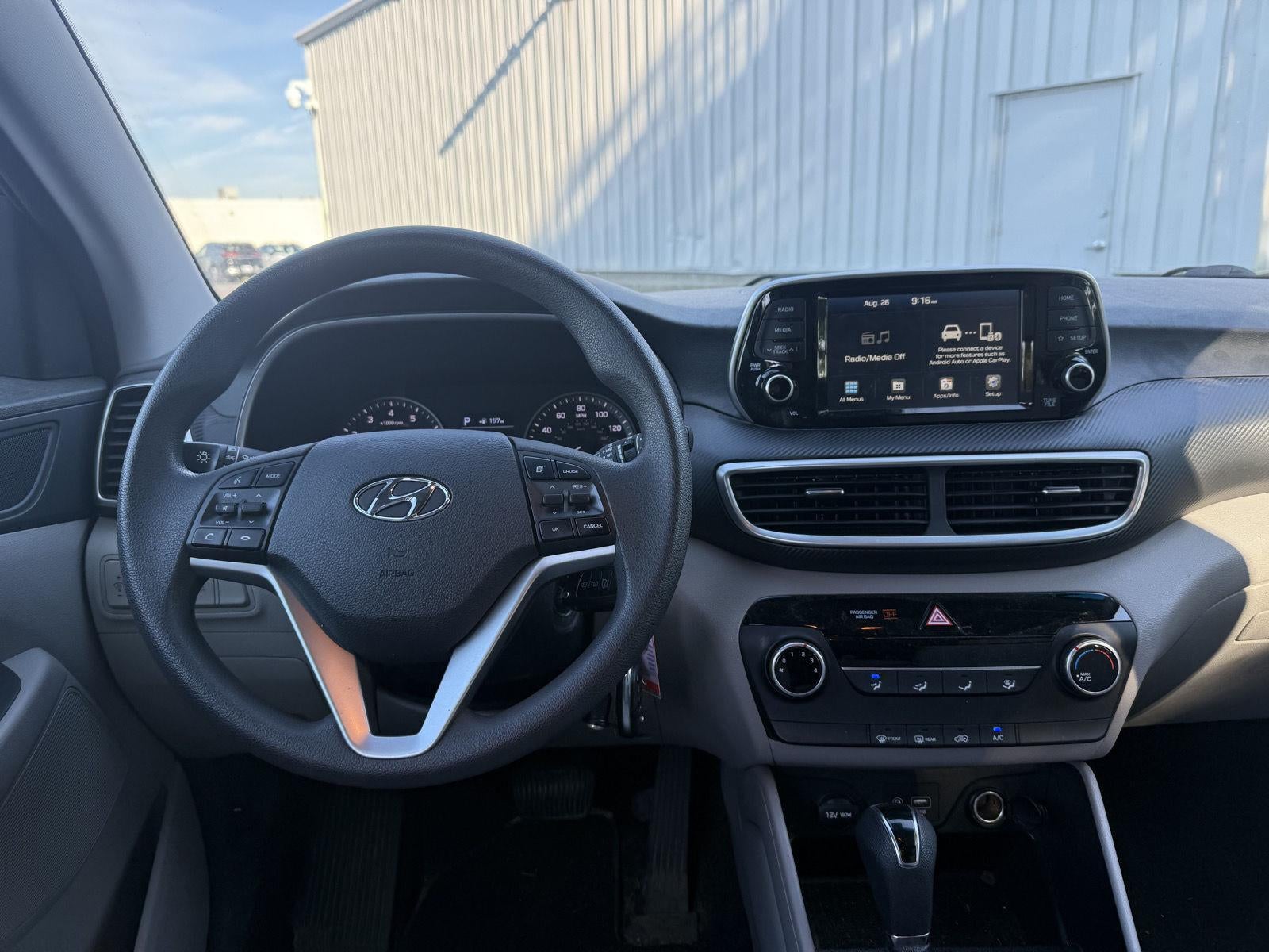 2021 Hyundai TUCSON SE