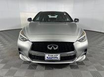 2018 INFINITI QX30 Sport