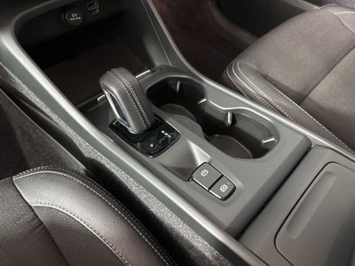 2020 Volvo XC40 Momentum