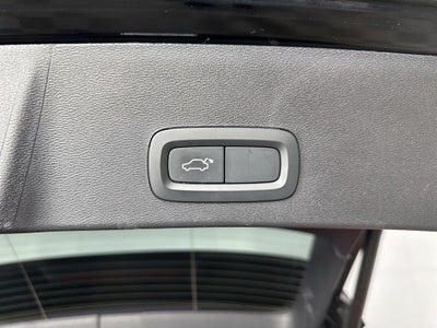 2020 Volvo XC40 Momentum