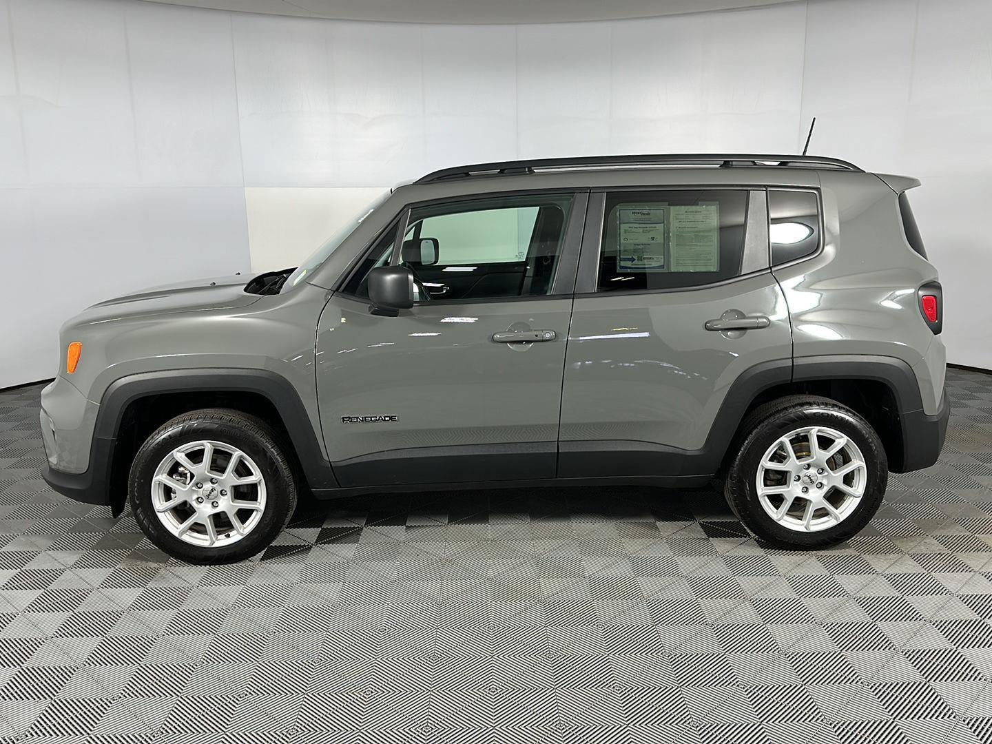 2022 Jeep Renegade Latitude