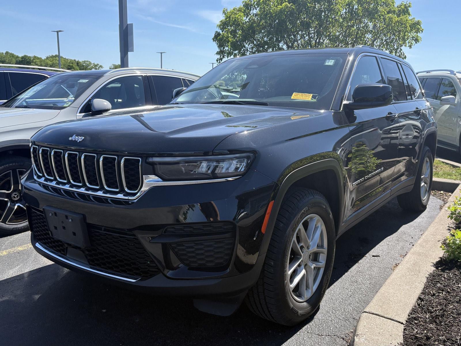 2023 Jeep Grand Cherokee Laredo