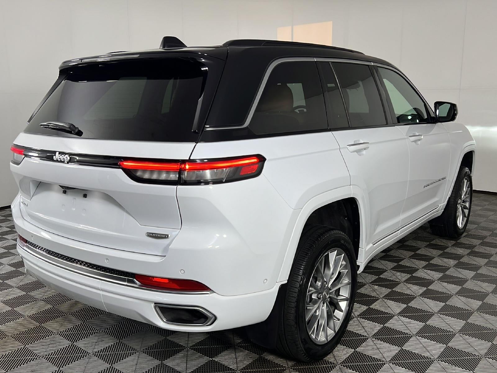 2025 Jeep Grand Cherokee Summit
