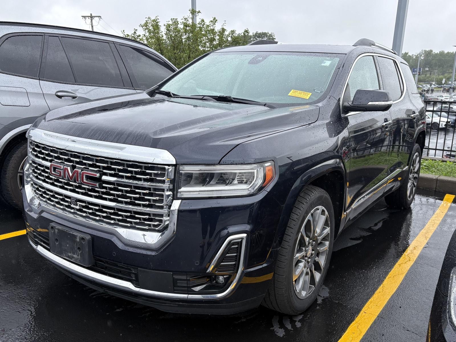 2022 GMC Acadia Denali