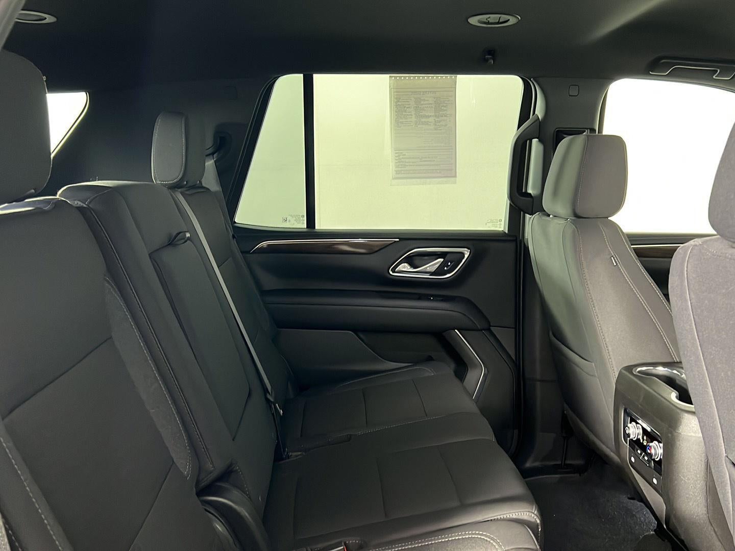 2023 GMC Yukon SLE