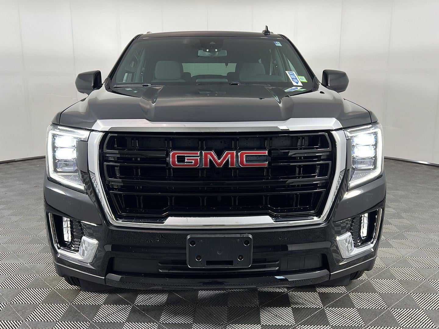 2023 GMC Yukon SLE