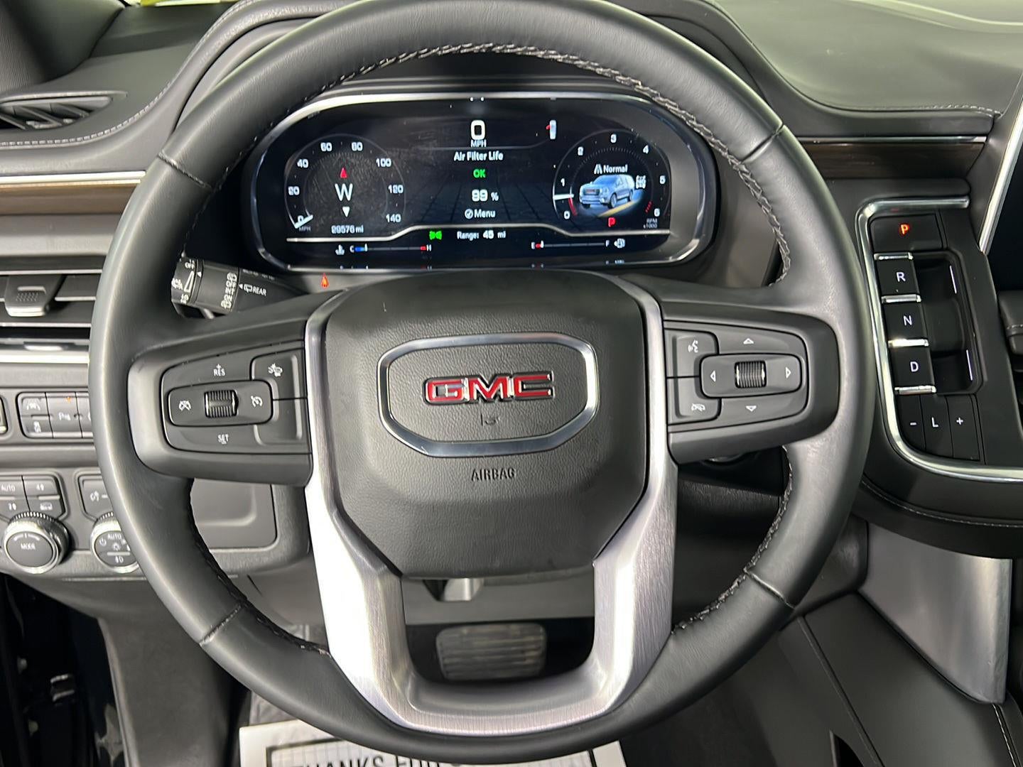 2023 GMC Yukon SLE