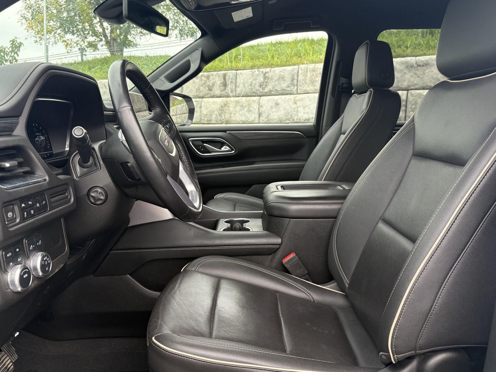 2022 GMC Yukon XL SLT