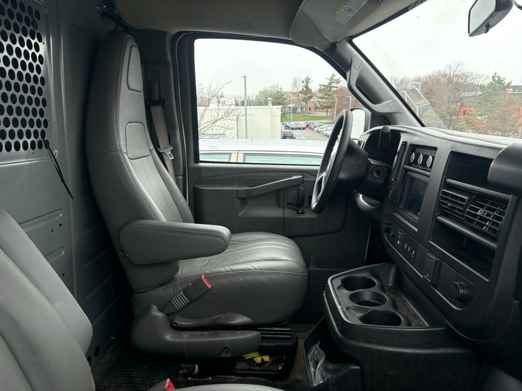 2024 GMC Savana 2500 Work Van