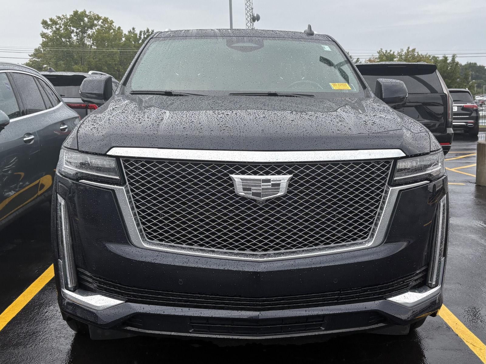 2022 Cadillac Escalade Esv Premium Luxury
