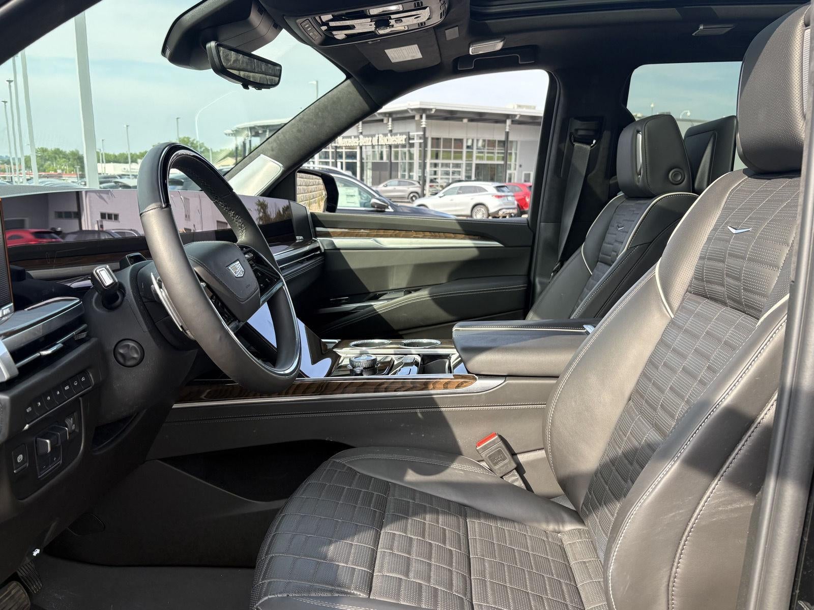 2025 Cadillac Escalade 4WD Sport Platinum