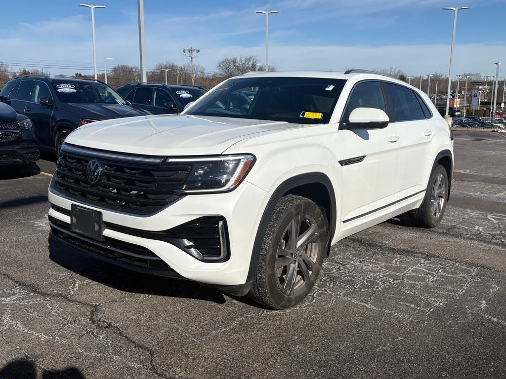 2024 Volkswagen Atlas Cross Sport 2.0T SEL R-Line