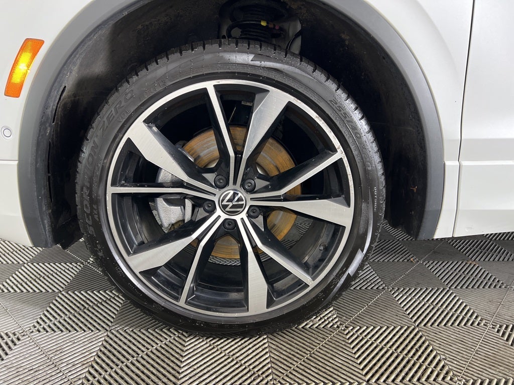 2023 Volkswagen Tiguan 2.0T SEL R-Line