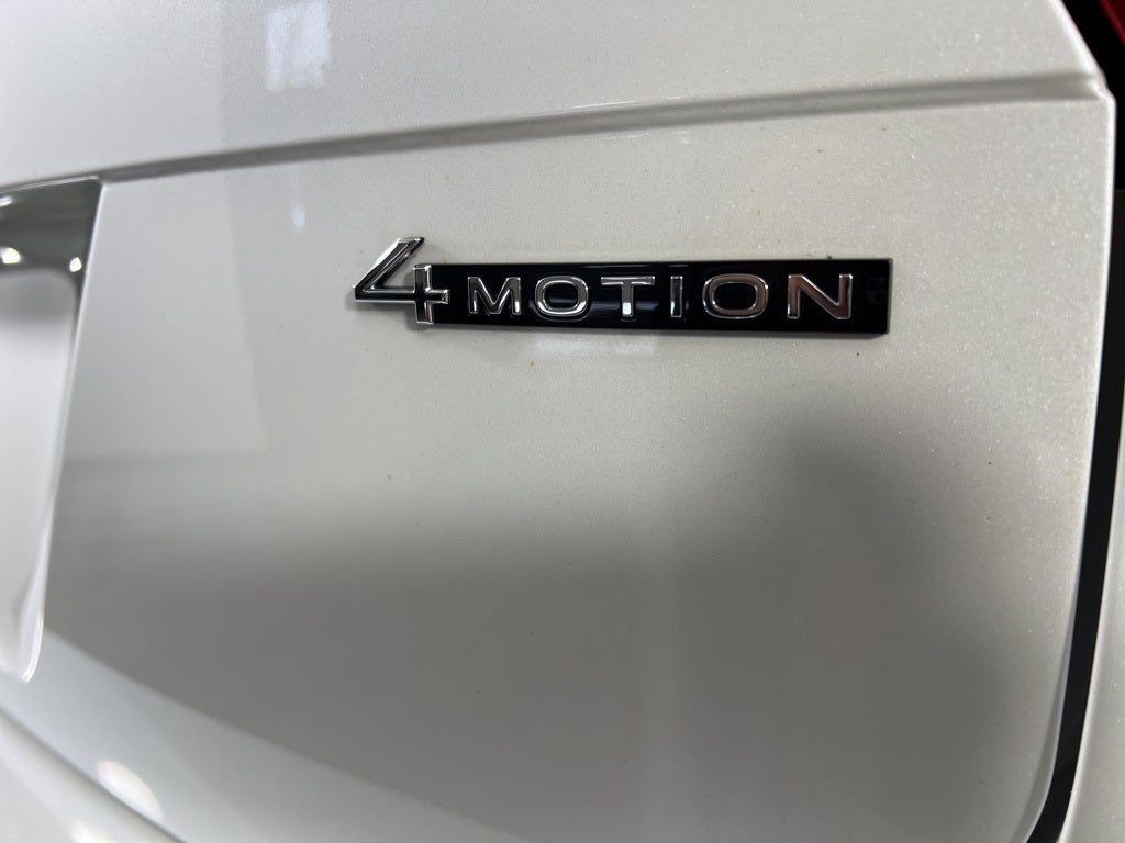 2023 Volkswagen Tiguan 2.0T SEL R-Line