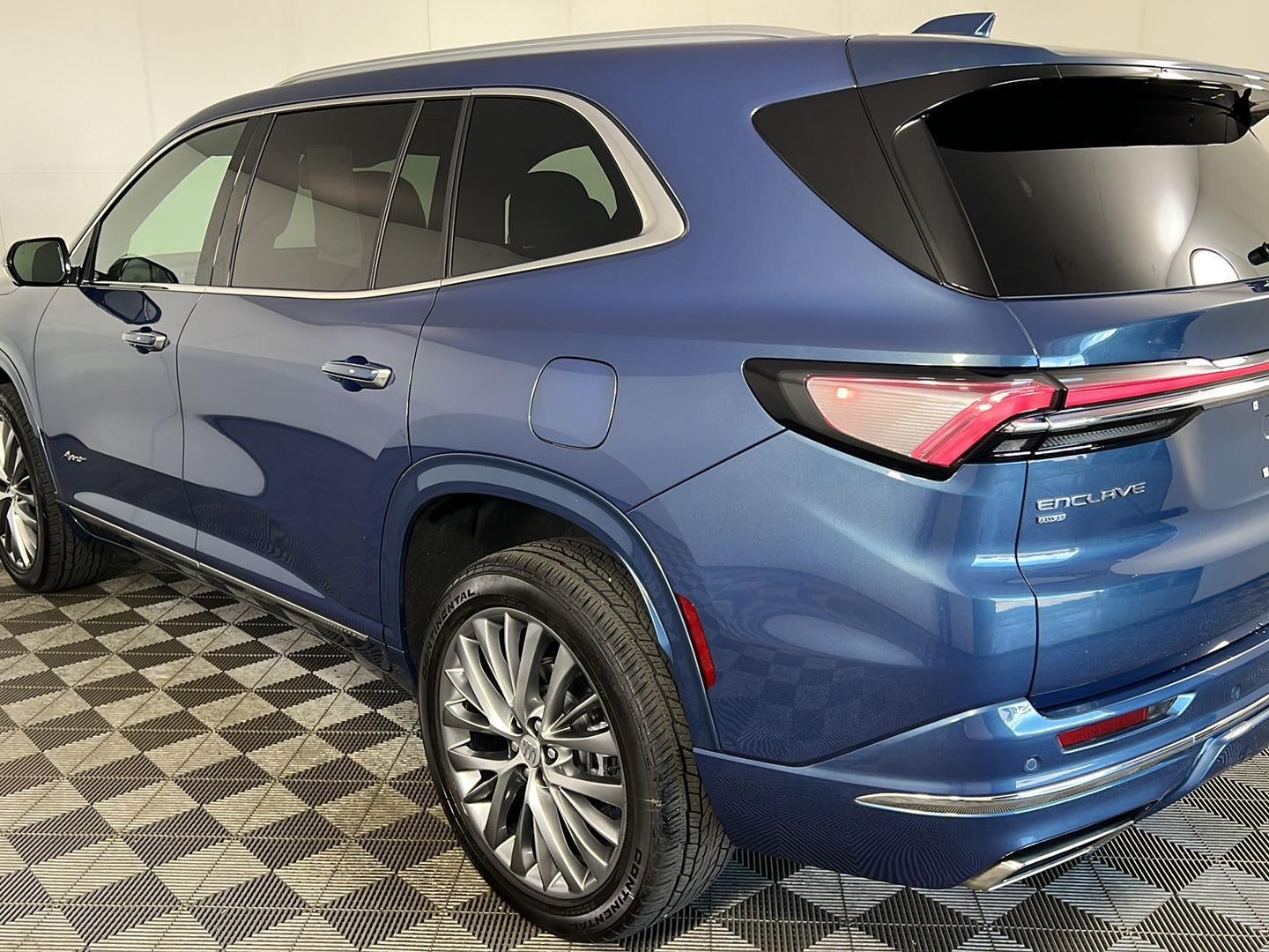 2025 Buick Enclave Avenir