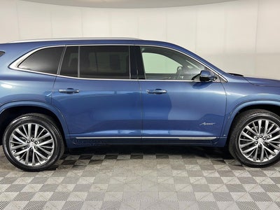 2025 Buick Enclave Avenir