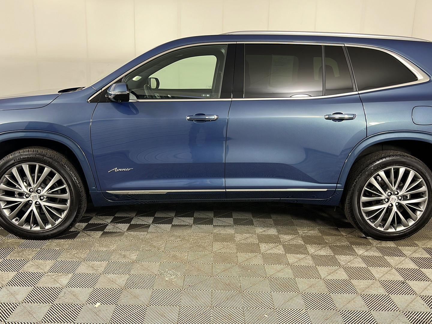 2025 Buick Enclave Avenir