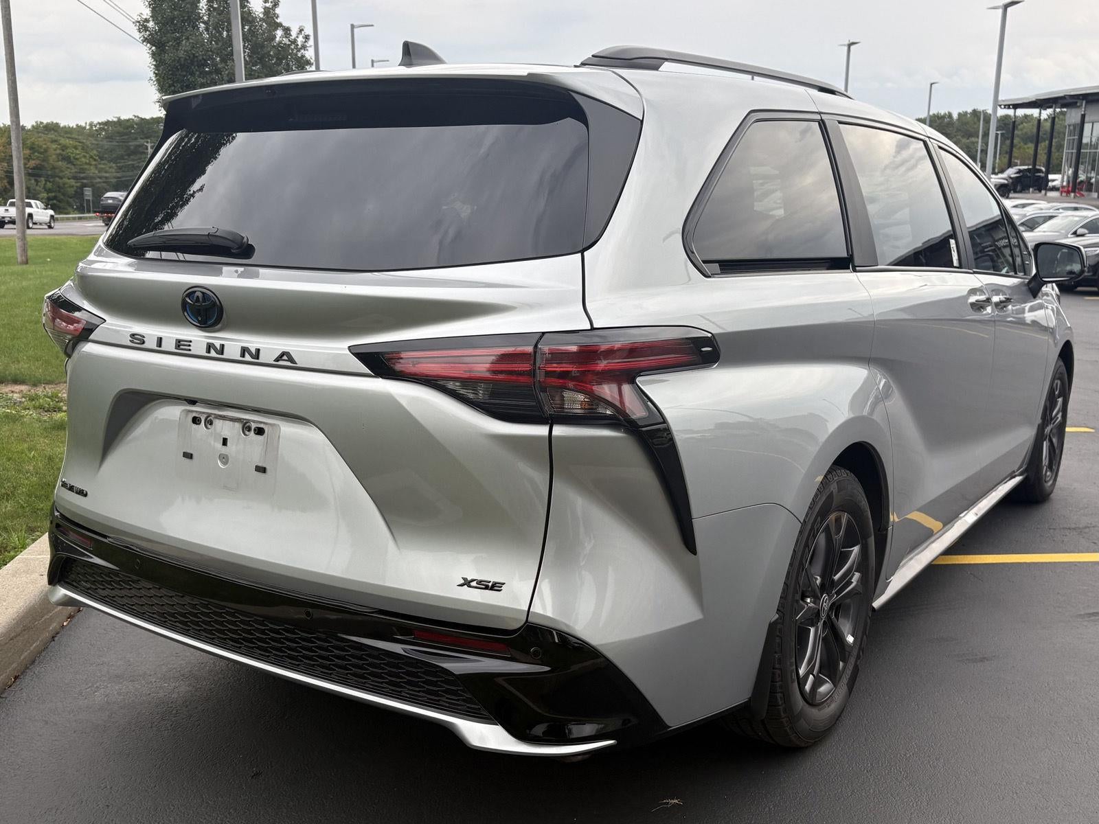 2025 Toyota Sienna XSE 7-Passenger