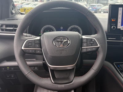 2025 Toyota Sienna XSE 7-Passenger