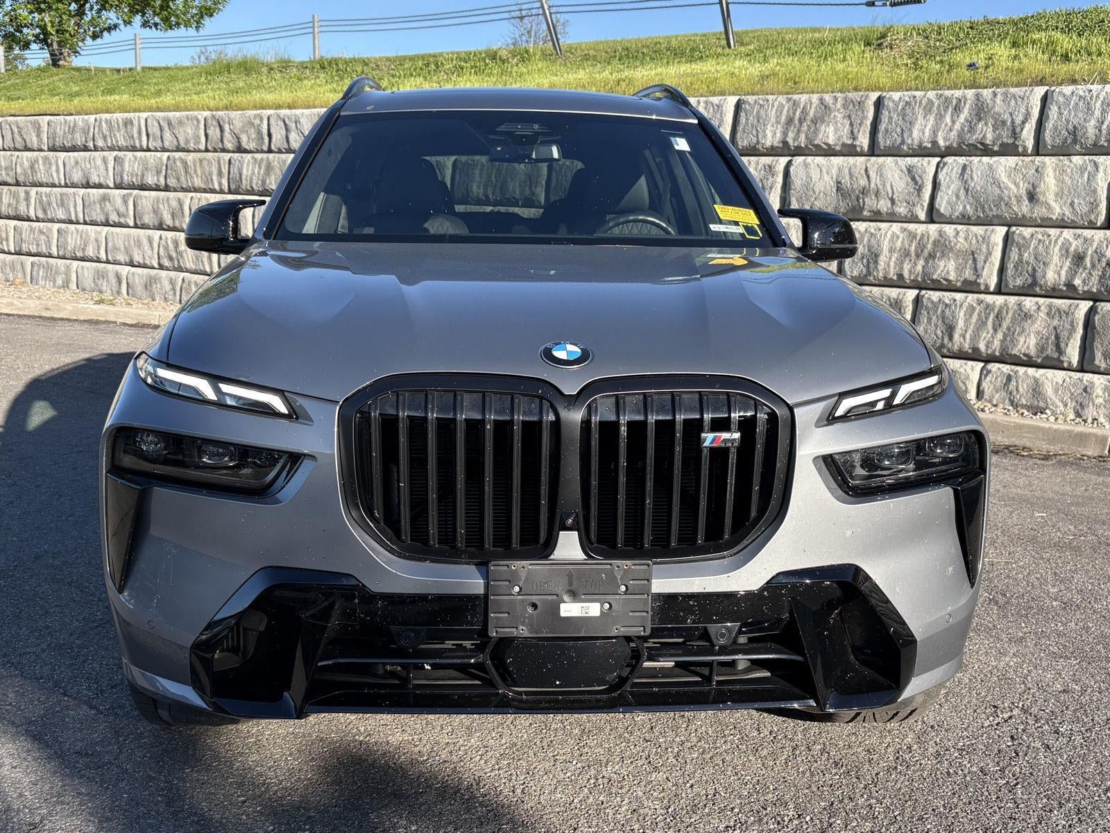 2025 BMW X7 M60i