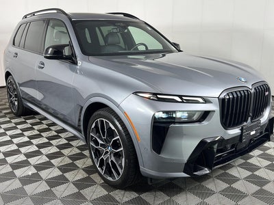 2025 BMW X7 M60i