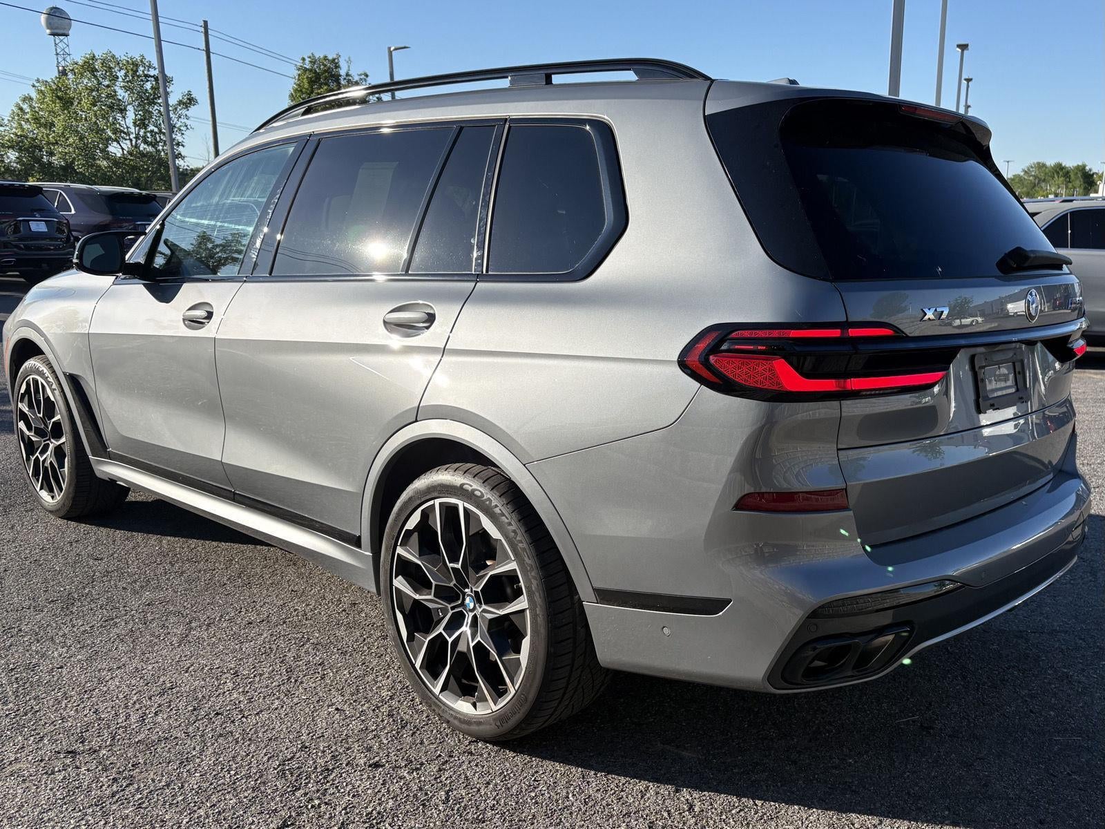 2025 BMW X7 M60i