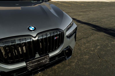 2025 BMW X7 M60i