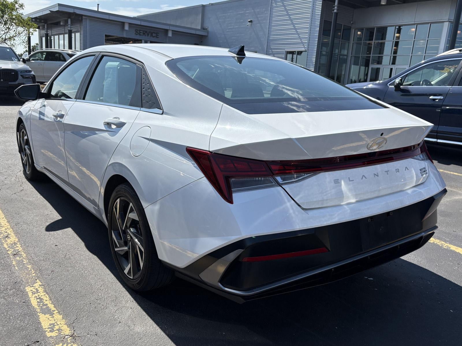 2024 Hyundai ELANTRA SEL