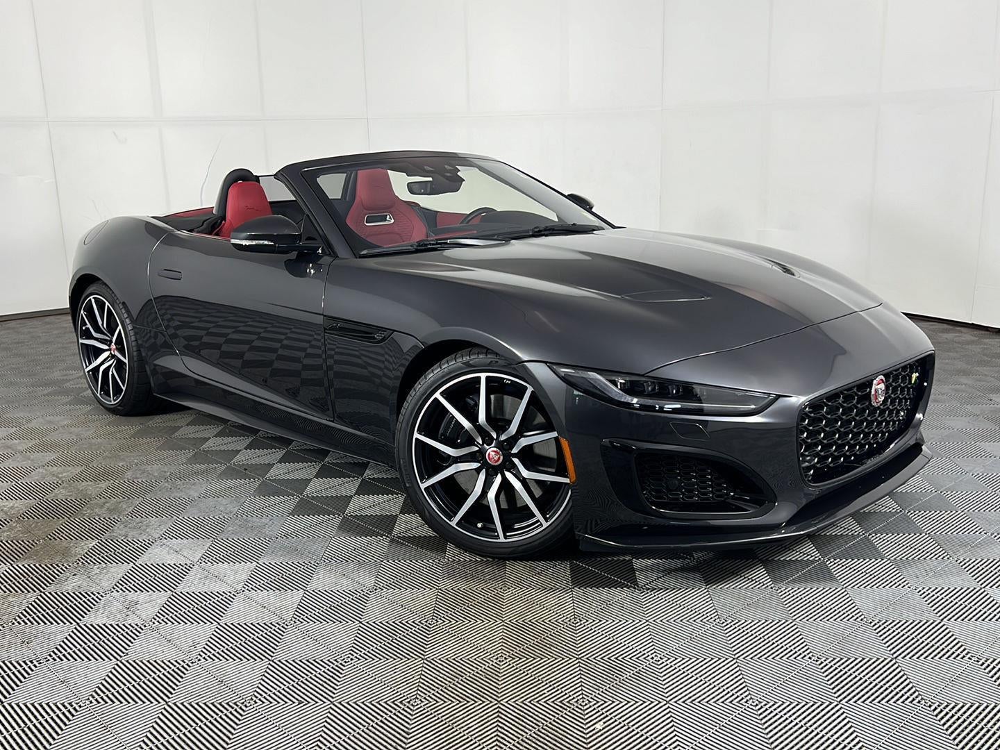 2023 Jaguar F-TYPE R