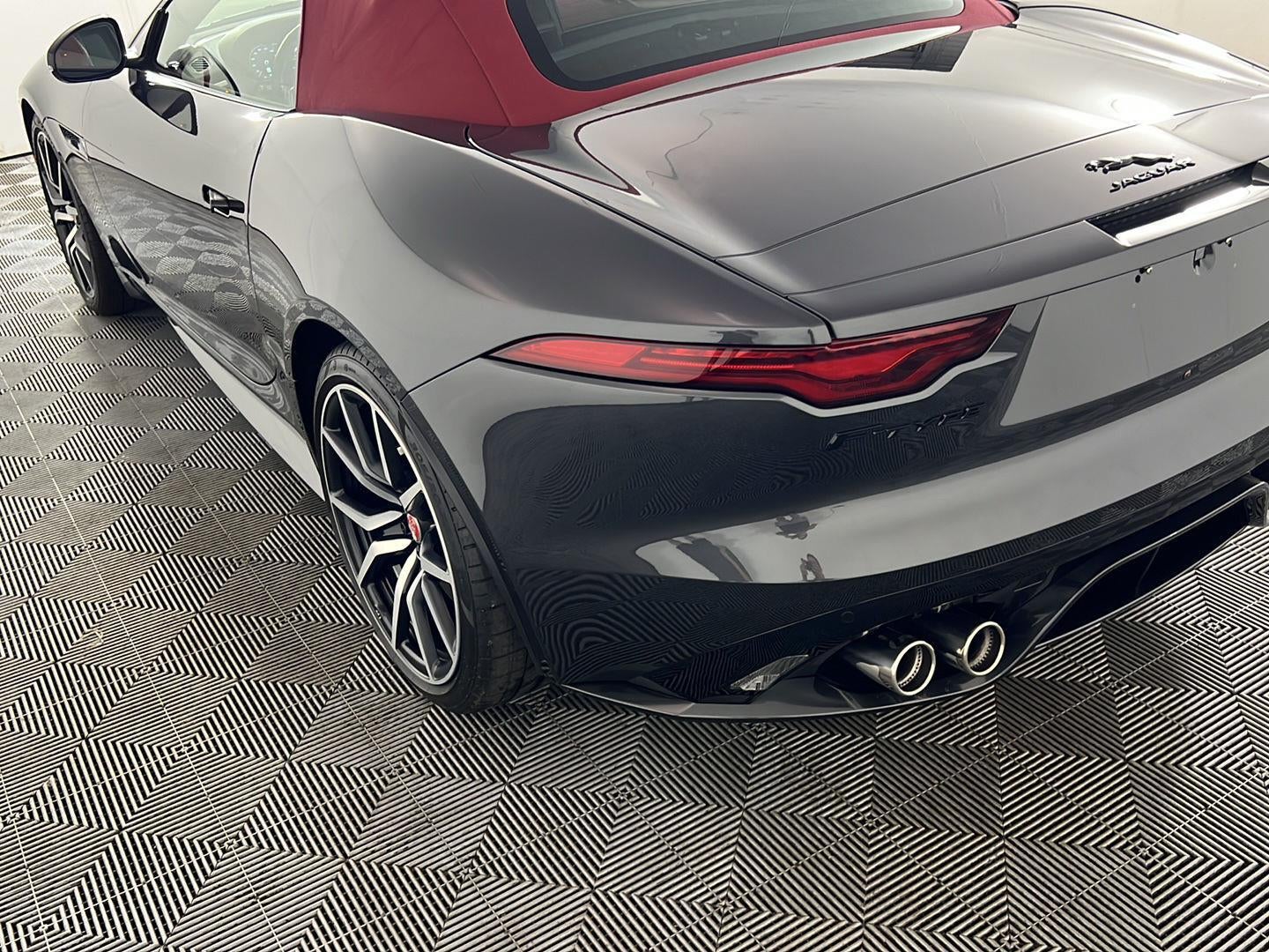 2023 Jaguar F-TYPE R
