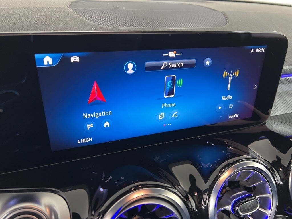 2025 Mercedes-Benz GLB GLB 35 AMG® 4MATIC®