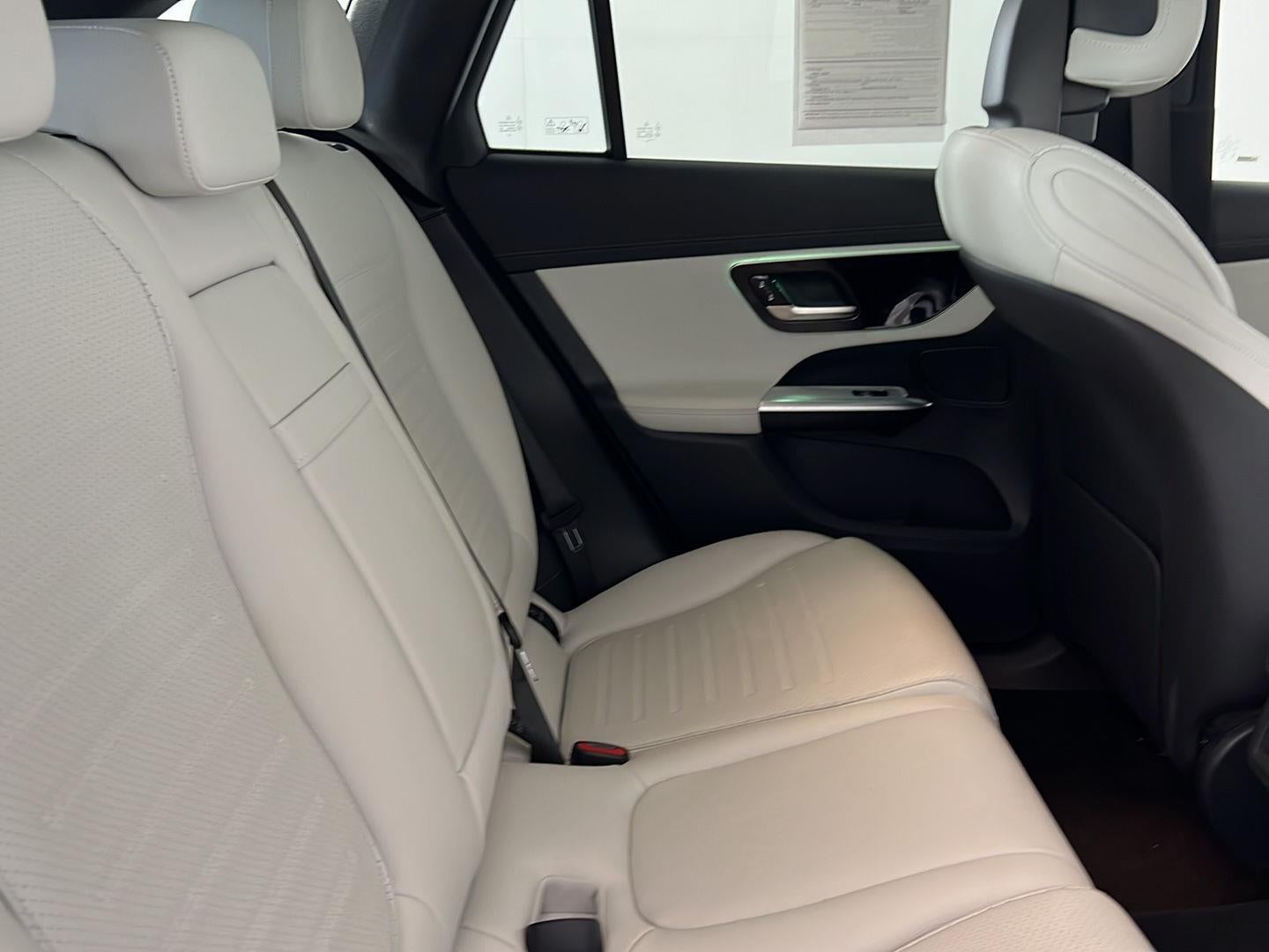 2023 Mercedes-Benz GLC GLC 300