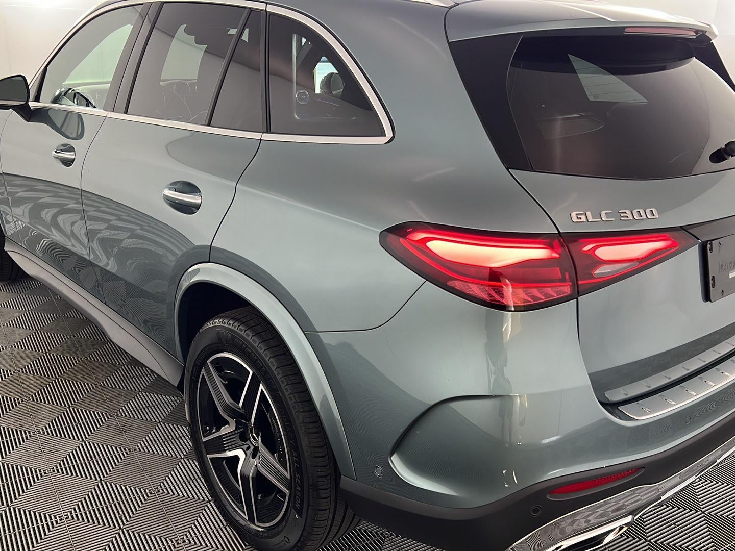 2026 Mercedes-Benz GLC GLC 300