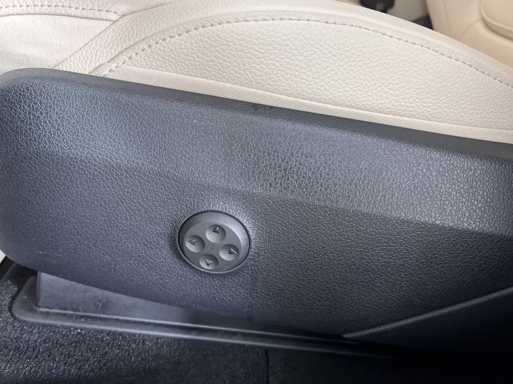 2025 Mercedes-Benz GLC GLC 300 4MATIC®