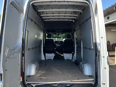 2023 Mercedes-Benz Sprinter Cargo Van 2500