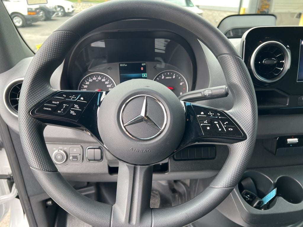 2025 Mercedes-Benz Sprinter 2500 Cargo 144 WB