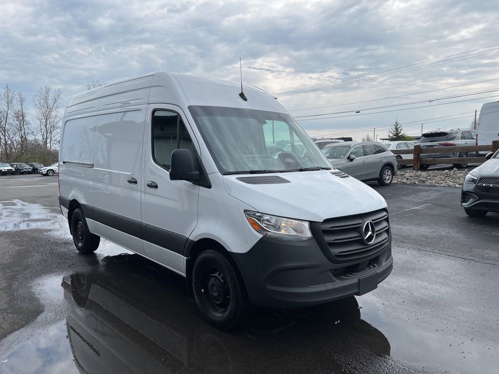 2025 Mercedes-Benz Sprinter 2500 Cargo 144 WB