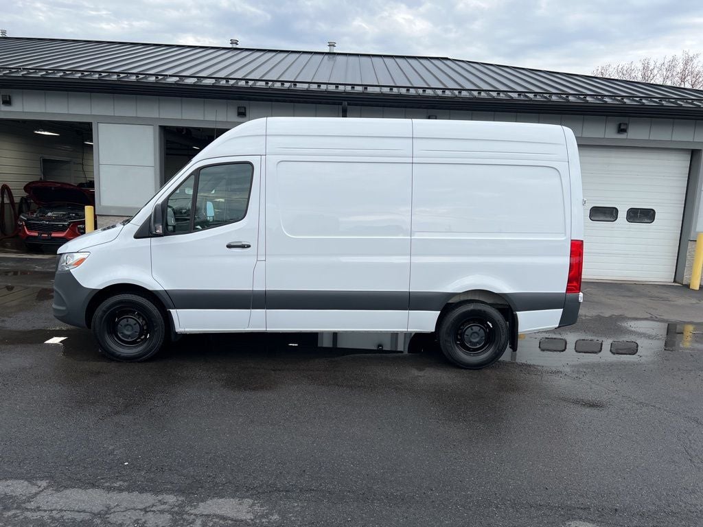 2025 Mercedes-Benz Sprinter 2500 Cargo 144 WB
