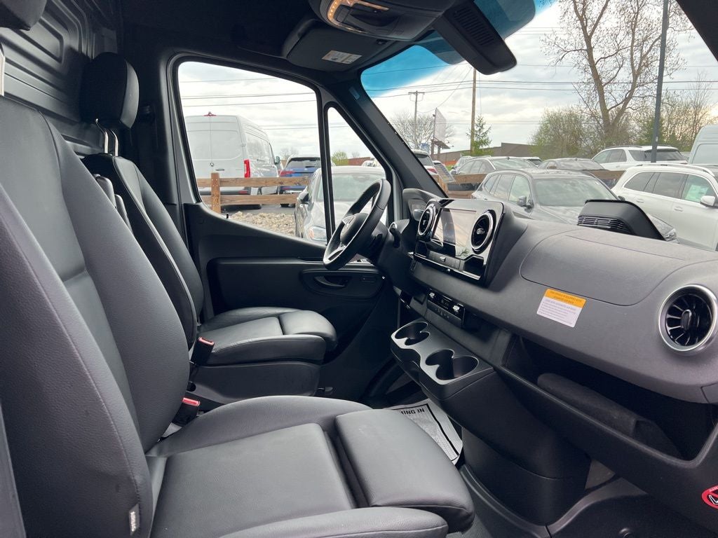 2025 Mercedes-Benz Sprinter 2500 Cargo 144 WB