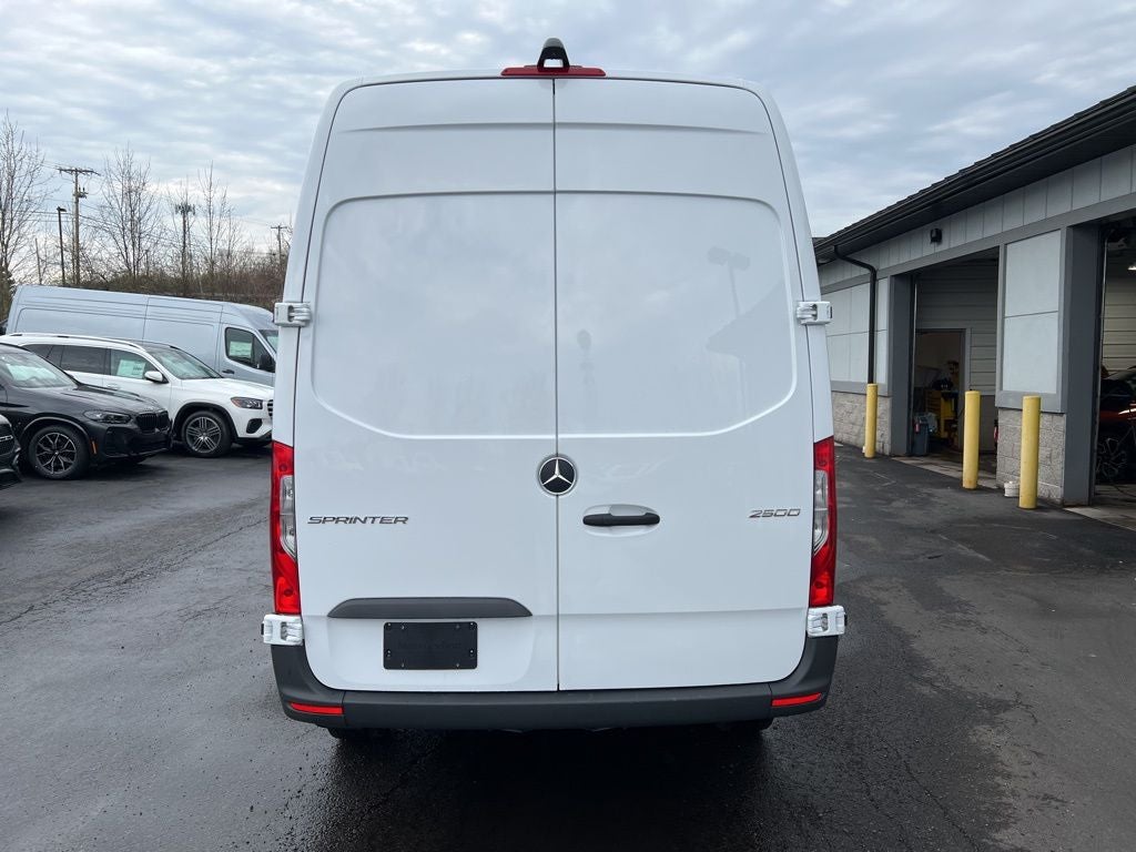 2025 Mercedes-Benz Sprinter 2500 Cargo 144 WB