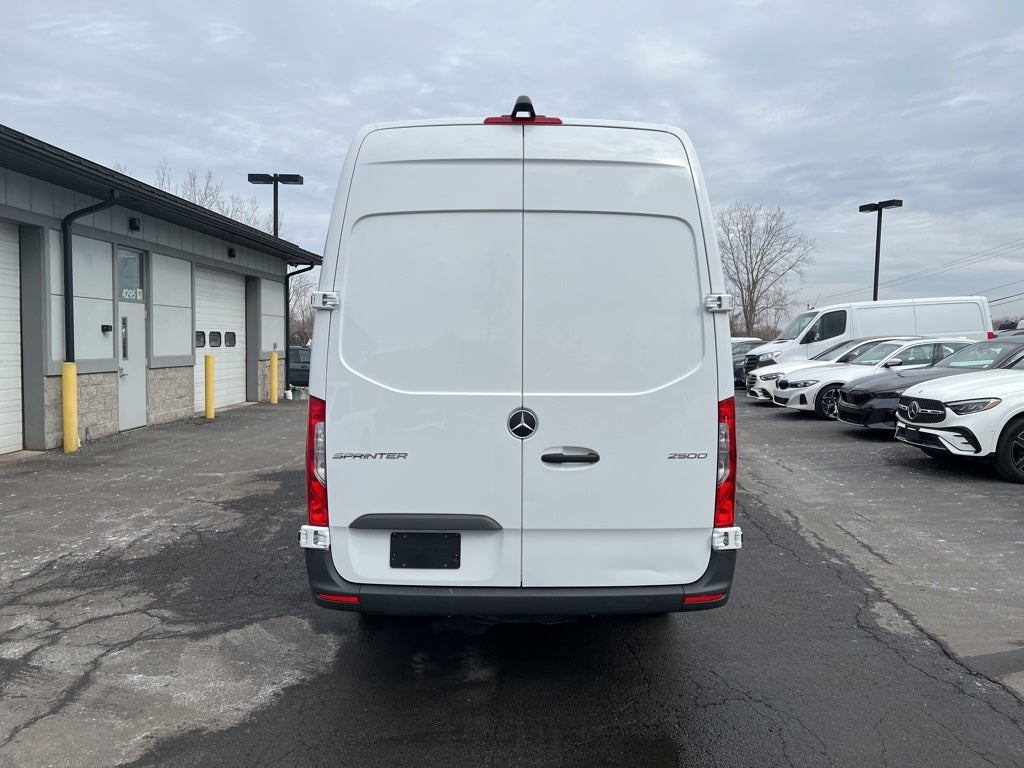 2025 Mercedes-Benz Sprinter 2500 Cargo 170 WB High Roof