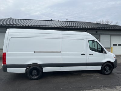2025 Mercedes-Benz Sprinter 2500 Cargo 170 WB High Roof