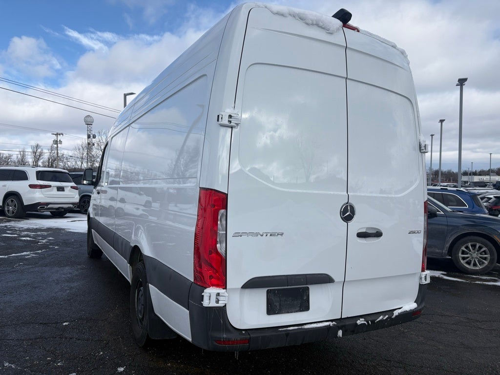 2025 Mercedes-Benz Sprinter 2500 Cargo 170 WB High Roof