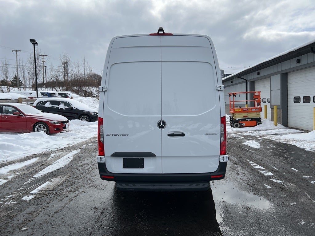 2025 Mercedes-Benz Sprinter 2500 Cargo 170 WB High Roof