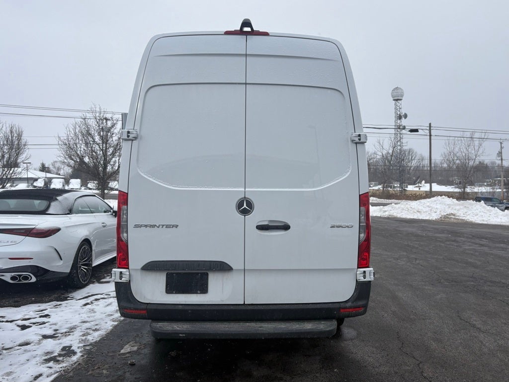2025 Mercedes-Benz Sprinter 2500 Cargo 170 WB High Roof