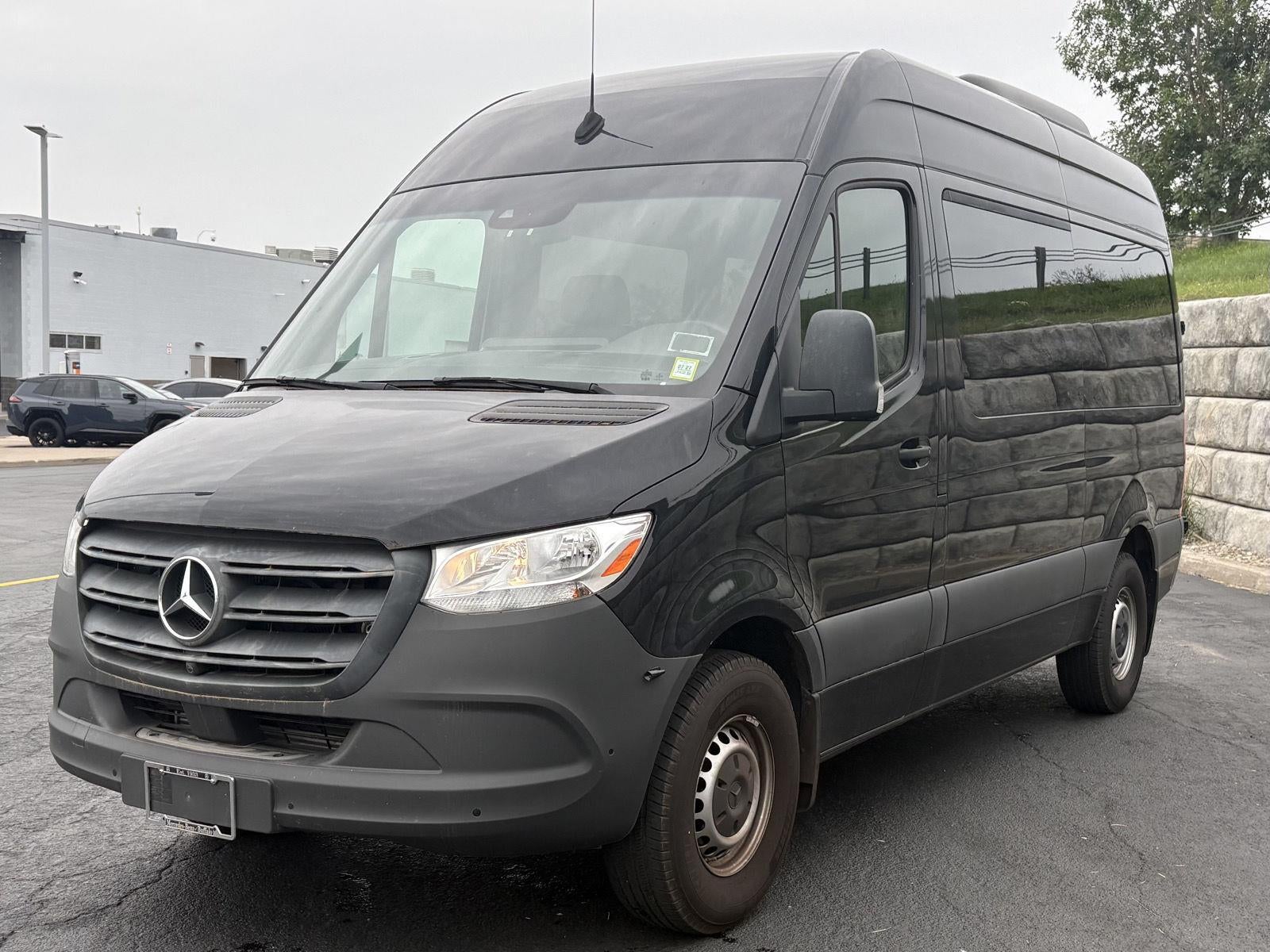 2022 Mercedes-Benz Sprinter Passenger Van Base