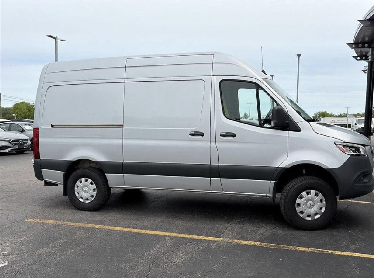 2019 Mercedes-Benz Sprinter Cargo Van Base