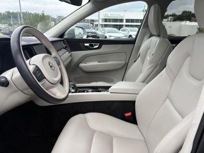 2022 Volvo Xc60 Momentum