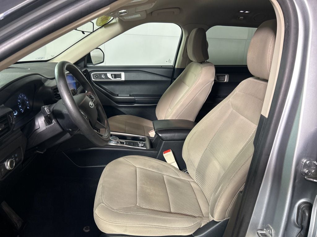 2021 Ford Explorer Base